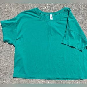 Lululemon Green Crop Top